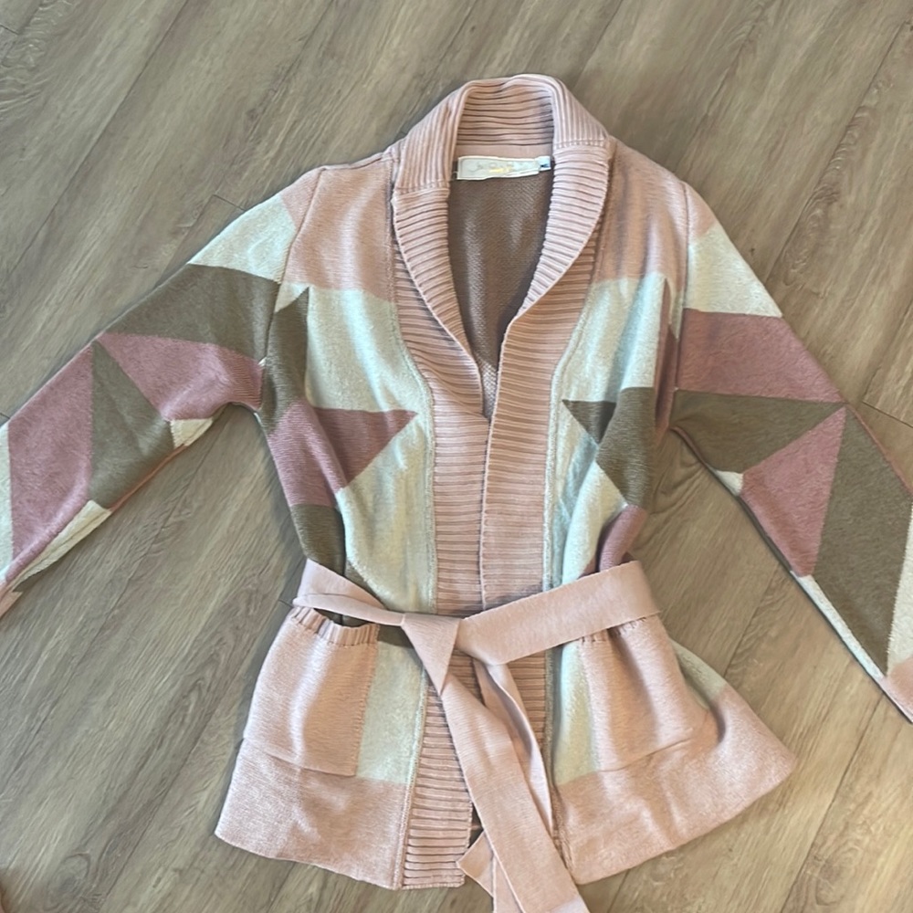Wrap cardigan M/l pale pink and off white and tan. Looks amazing on. Worn once